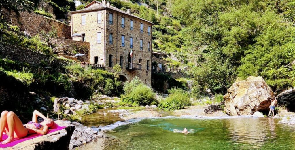 462 zwemmen rivier
