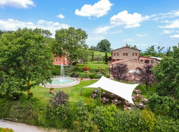 504 agriturismo met restaurant centraal gelegen in toscane 1