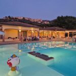 512 resort met zwembad, restaurant aan kust algemeen 3