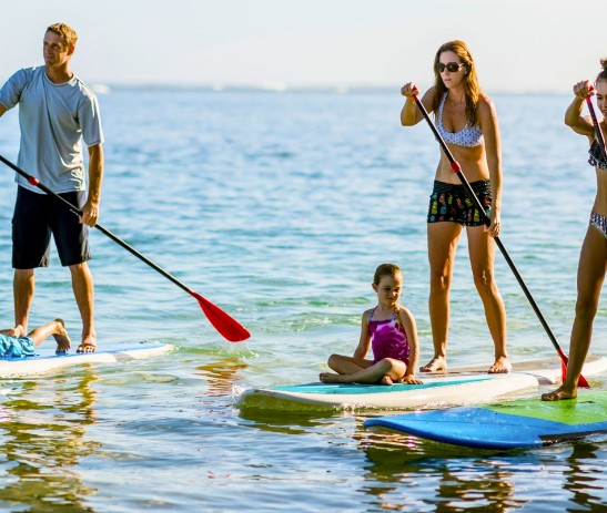 512 resort met zwembad, restaurant aan kust sup
